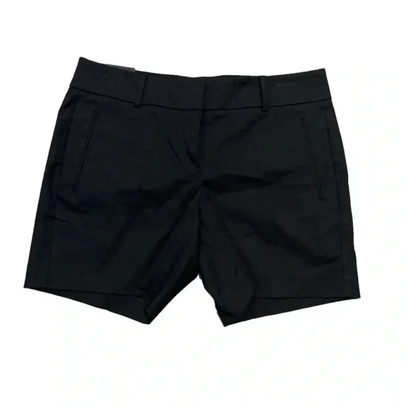 NWT Ann Taylor Devin Metro short black. Size 6 - Picture 3 of 7